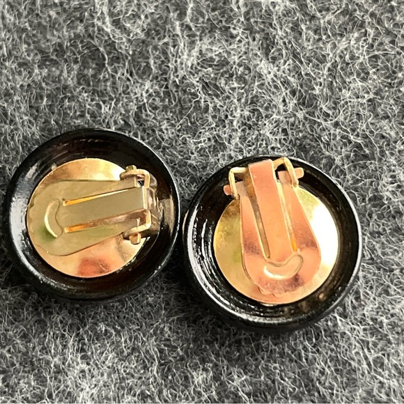 Napier Vintage Black & Gold Beaded Necklaces-18”, 25”- and Clip On Earrings - Picture 8 of 8